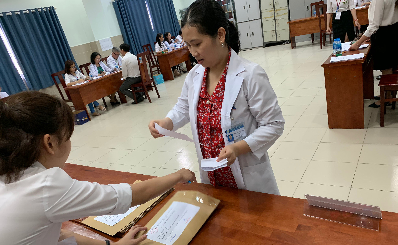 Hình ảnh cuộc thi xét tuyển viên chức tại Bệnh viện Quận 11